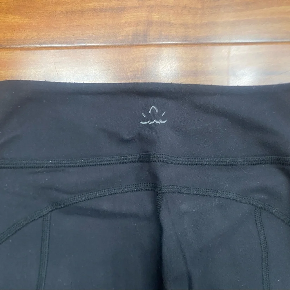 Beyond Yoga Women's Black Lowrise Leggings Size Medium Activewear Pilates Gym - Picture 6 of 16